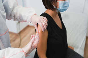 Nursing Up: in Lombardia carenza infermieri per vaccinazioni