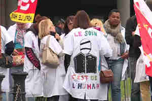 Francia, continua lo stato di agitazione di infermieri ed oss