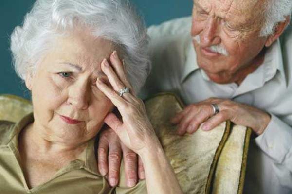 Anziani e Caregiver: le vittime dell'Alzheimer