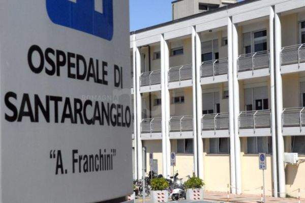 Santarcangelo di Romagna: donati 20.000 euro alla Chirurgia del Franchini