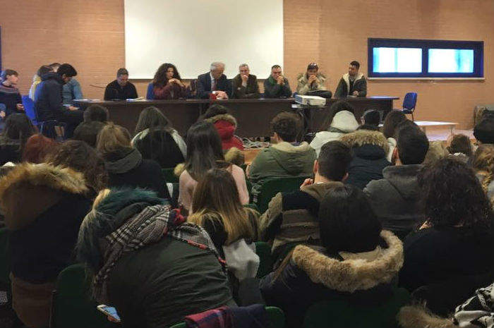 Incontro tra le autorità e gli studenti di Ascoli Piceno